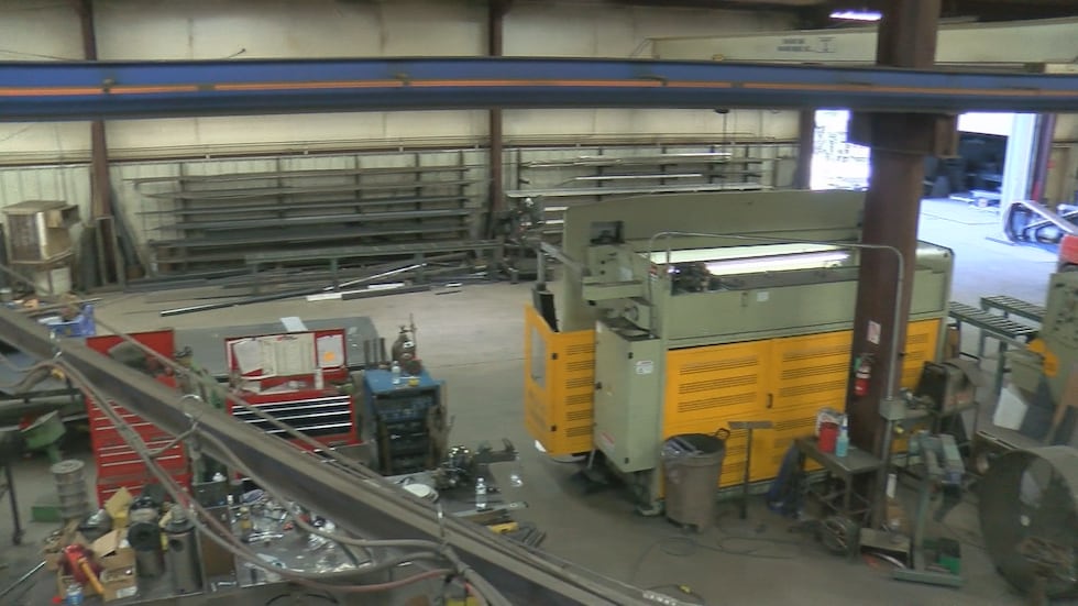 R&R Machine Works serving cattle and animal feeding industries worldwide (Source: KFDA)