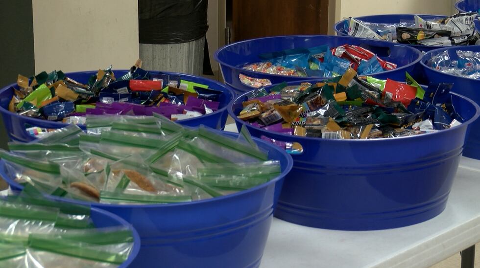 Amarillo Chapters of Beta Sigma Phi delivered snack to all local first responders