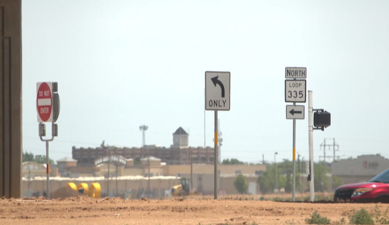 TxDOT hosts ribbon cutting for new State Loop 335 southwest segment - Vimarsana News