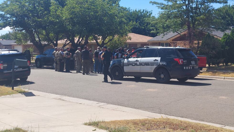 SWAT standoff on Goodnight Trail (Source: KFDA)
